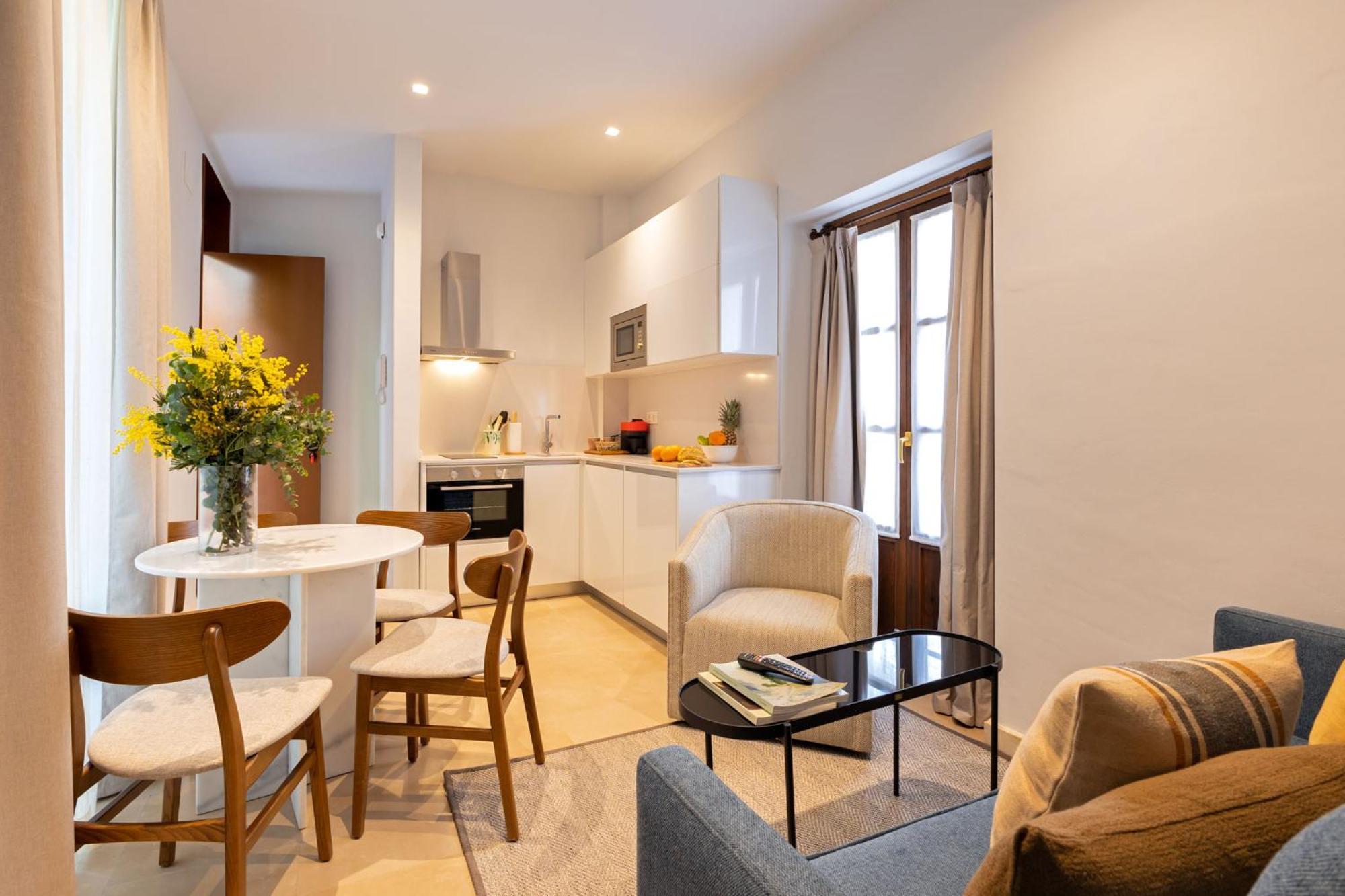 Angeles 6- Giralda Luxury By Valcambre Apartment Севиля Стая снимка