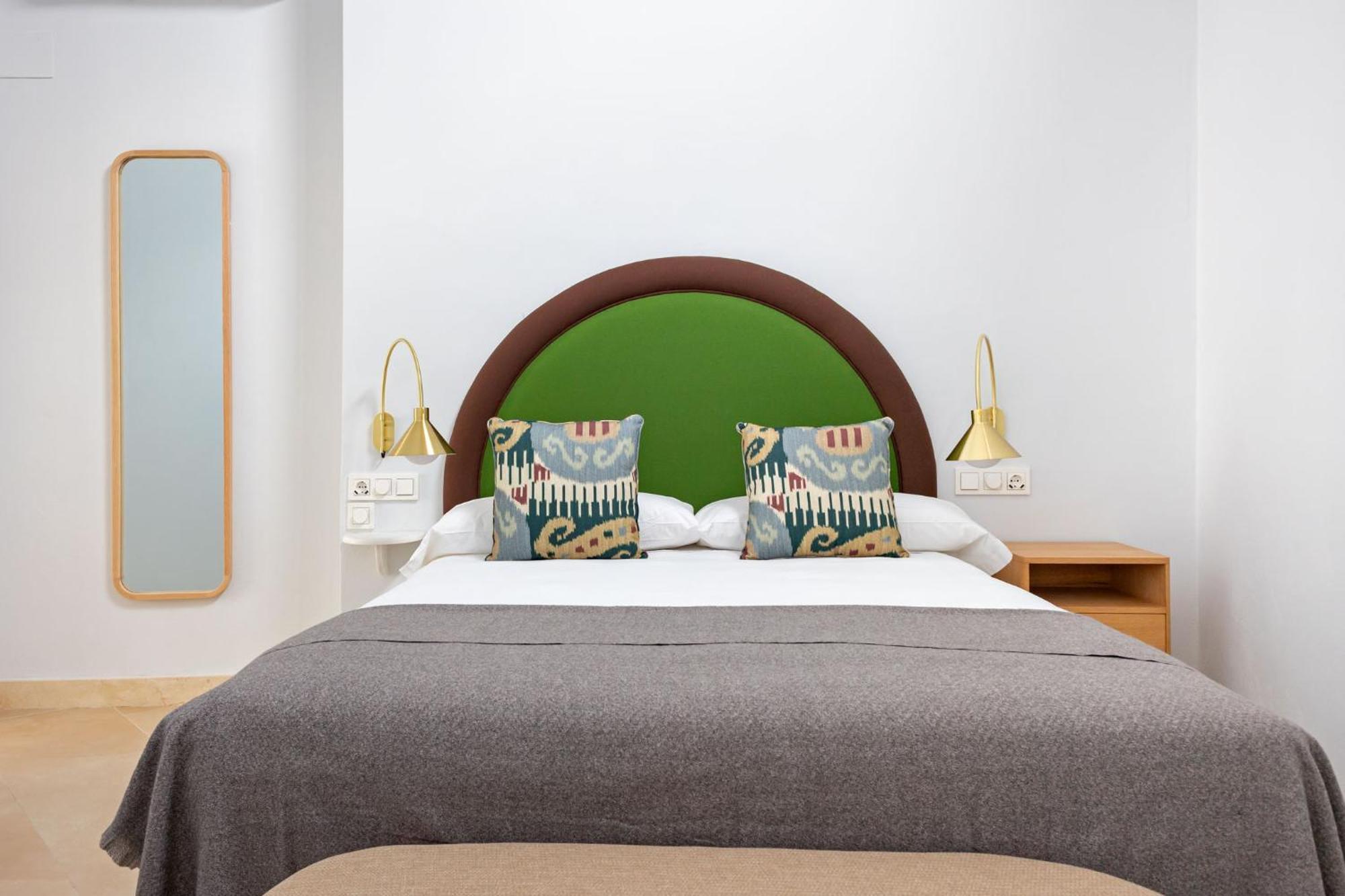 Angeles 6- Giralda Luxury By Valcambre Apartment Севиля Стая снимка